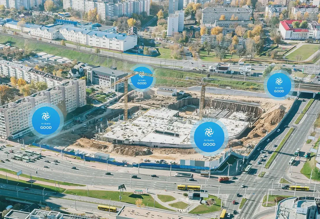 Air quality status for perimeter monitoring at a construction site in a modern city.
